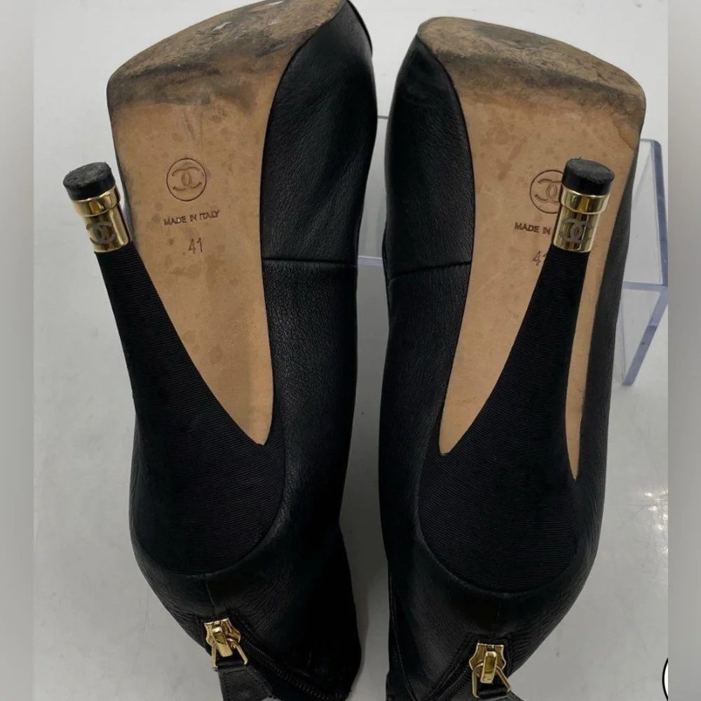 Chanel, size 41 (US 9.5) Elegant Black Ankle Booties, 100% authentic - Picture 8 of 16